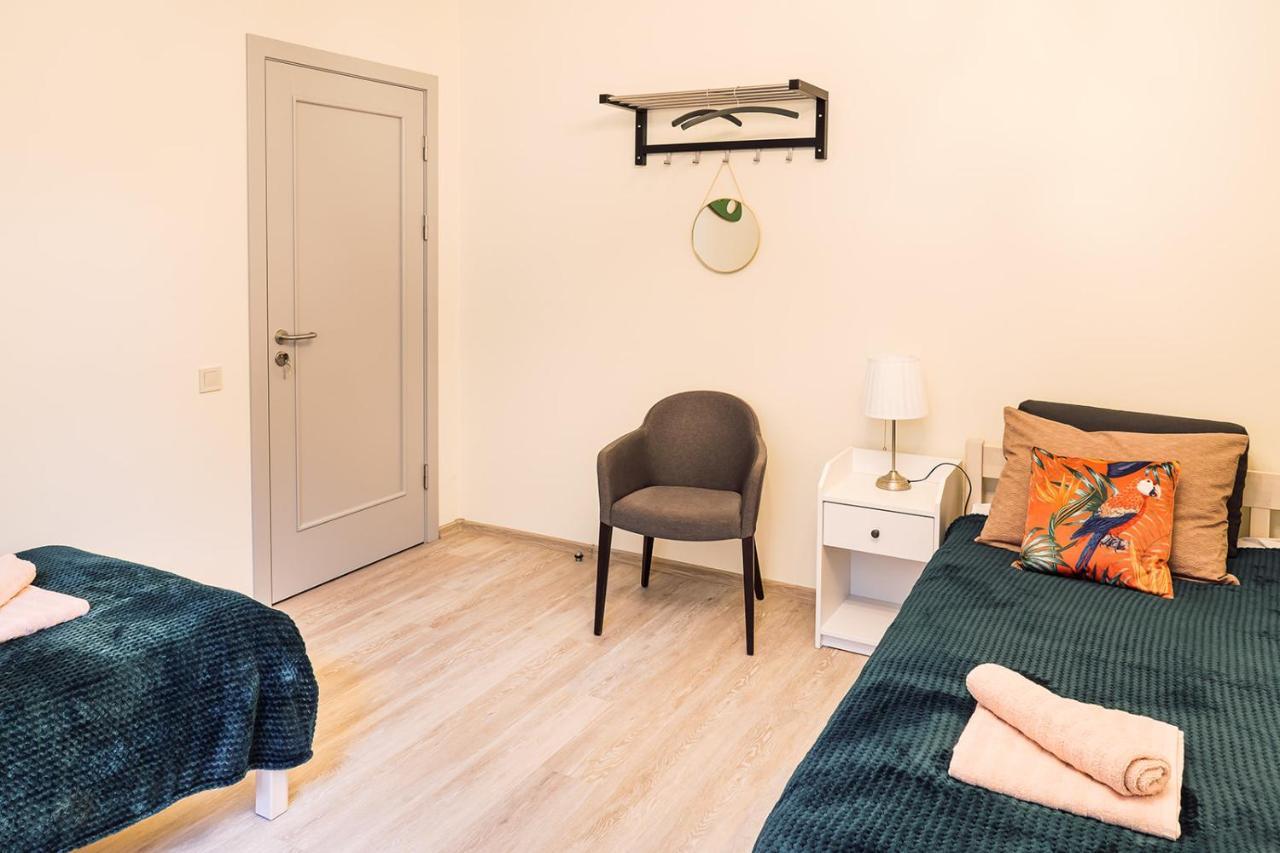 Lejlighed Morrison Apartment/15 Guests/7bedrooms/riga Old Town Riga