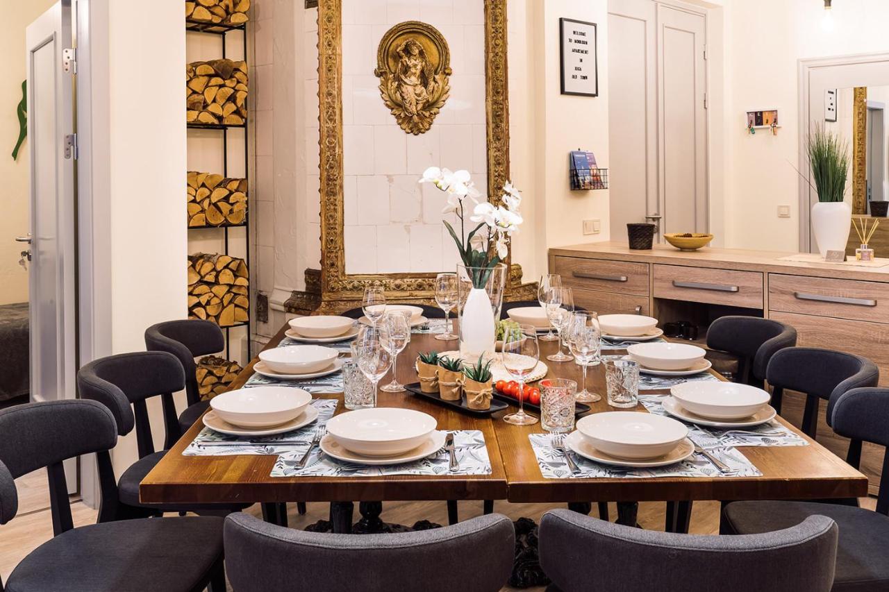 Lejlighed Morrison Apartment/15 Guests/7bedrooms/riga Old Town *