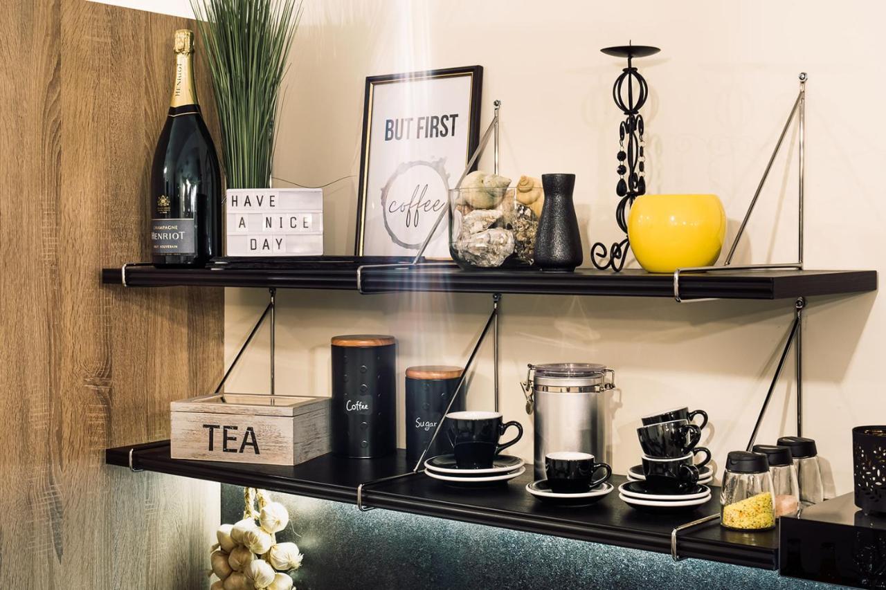 Morrison Apartment/15 Guests/7bedrooms/riga Old Town Appartement Riga